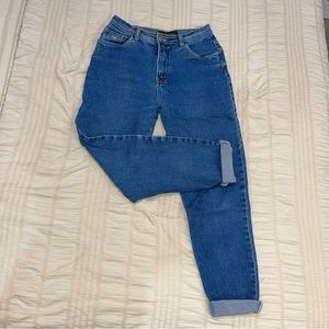 GLORIA VANDERBILT Mom jeans